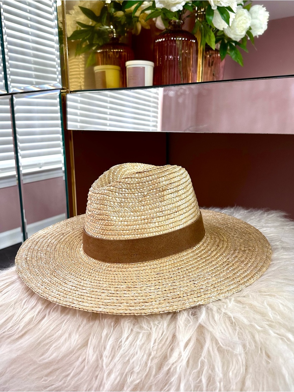 GIGI PIP 🤎 Genuine Suede Banded Straw Hat - Picture 3 of 11